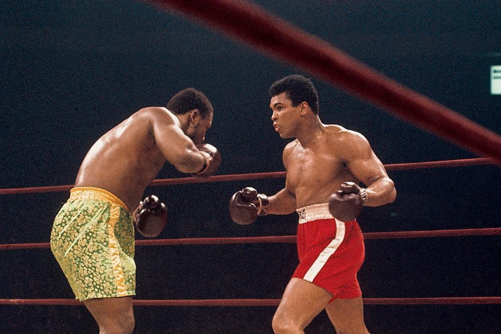 Picture of Muhammad Ali versus opponent boxing