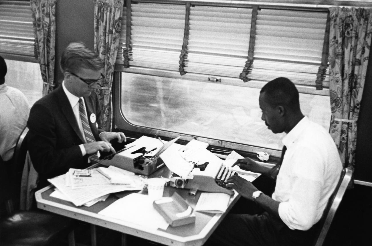 March on Washington press bus
